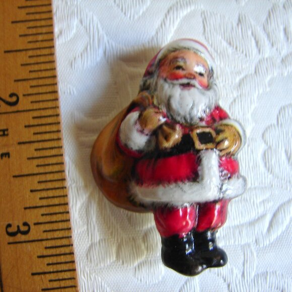 Vtg Hallmark Cards Santa Claus PIN/BROOCH, Christmas Holiday, Plastic F69 - Picture 1 of 7